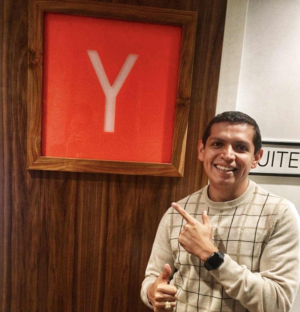 Dr. Alfredo Costilla Reyes - ENG 108 Instructor and Entrepreneurship Professor at UC Davis