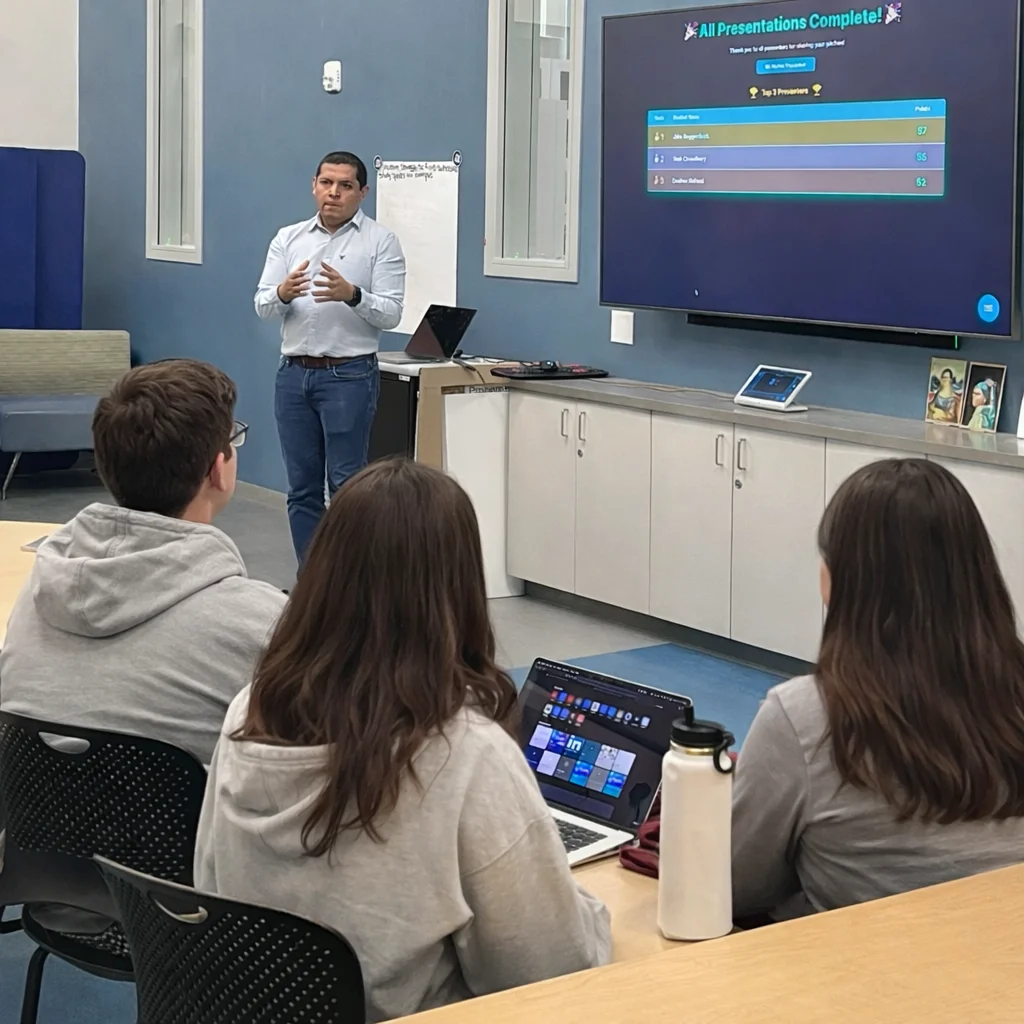 Dr. Alfredo Costilla Reyes - Founder of Altitut